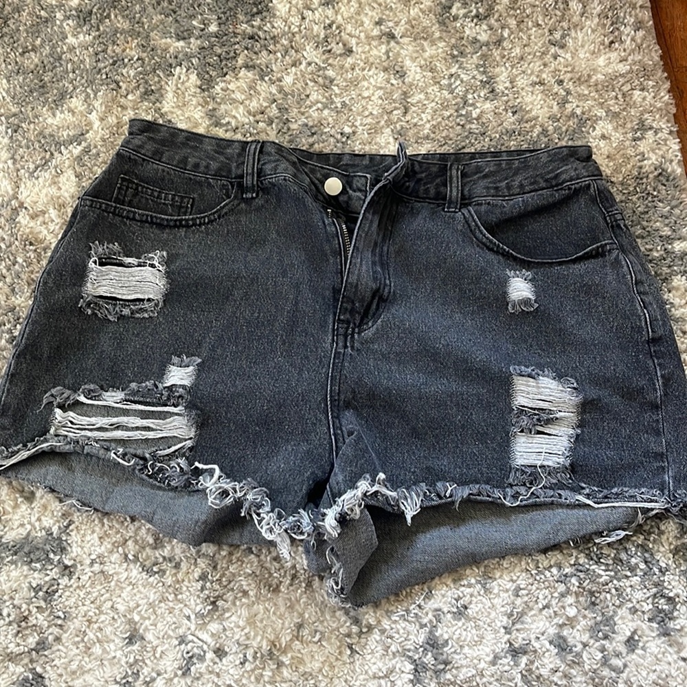 SHEIN curve Black denim shorts 0XL
